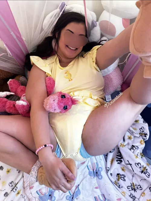 Mommy & Daddy just left for work, do you wanna cum over and play in my tent w me? 🤭⛺️👉🏼👈🏼 by Elena_Anghel69