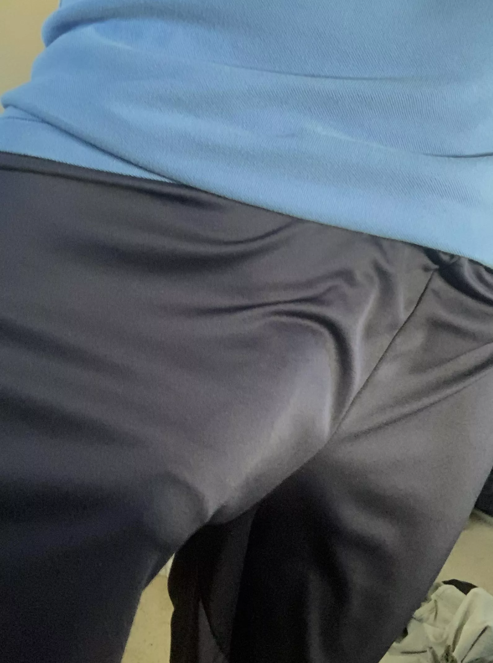 never been properly deepthroated 🤷‍♂️ posted by massive04