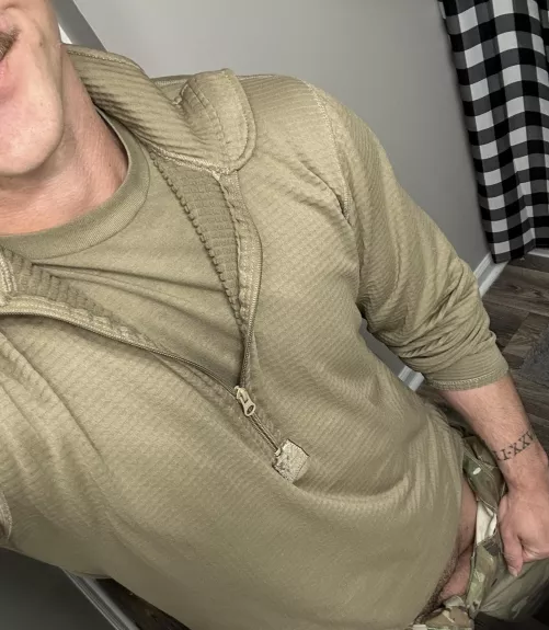 Rise and shine. Don’t forget to bundle up today 😏 by Nordic_ordic