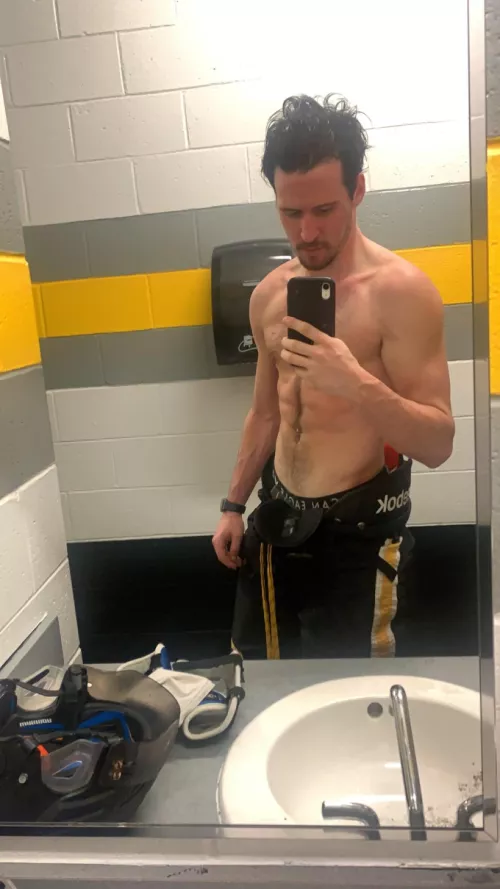 Snuck away for this 😈 by HockeyGuy3488