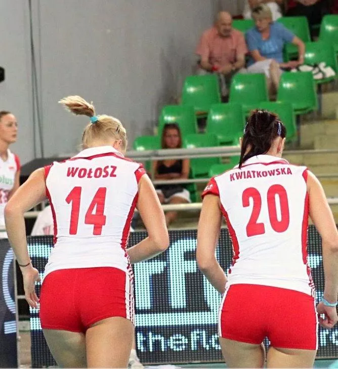 Wolosz and KwiatKowska - Poland posted by ElinoreDoll