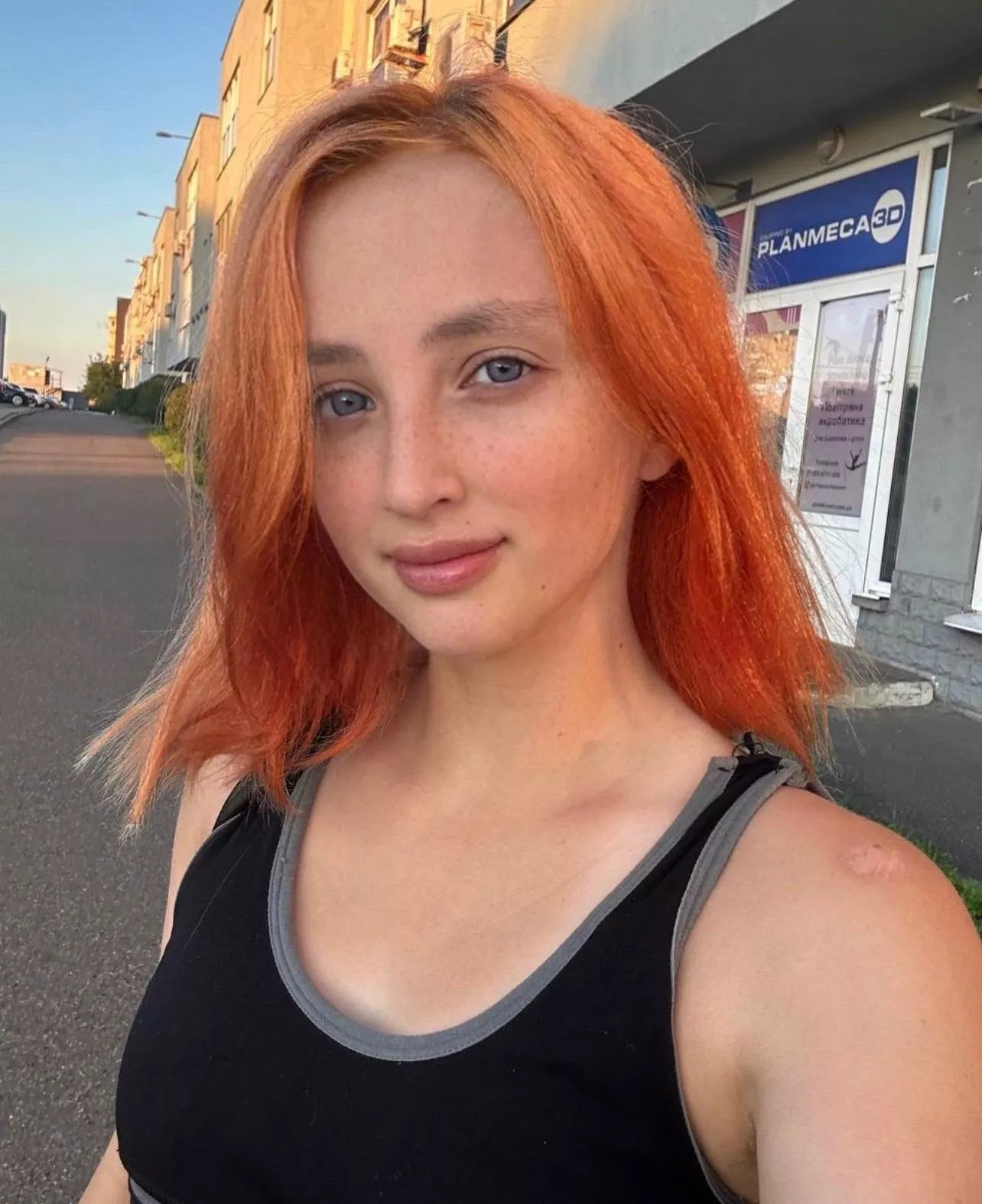 Would you take a girl like me out for dinner? [IRTR] posted by growriver