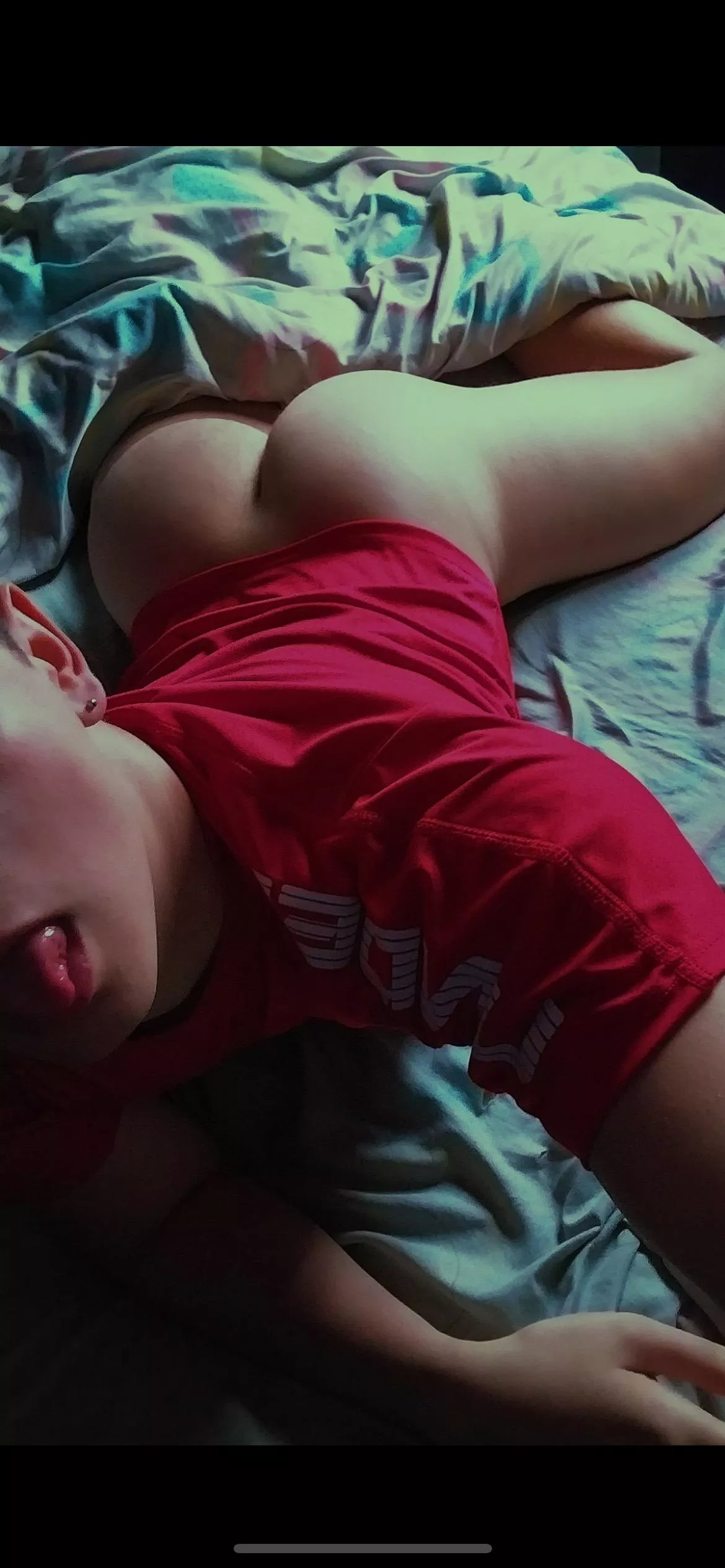 18 white twink I need a verbal BBC @drewp02 posted by Silver-Initial-262