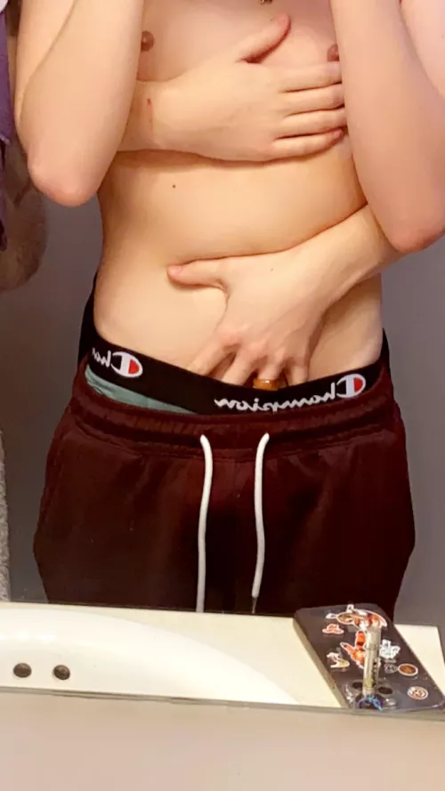 18 Y/O boyfriends, dm us by Front_Eggplant3053