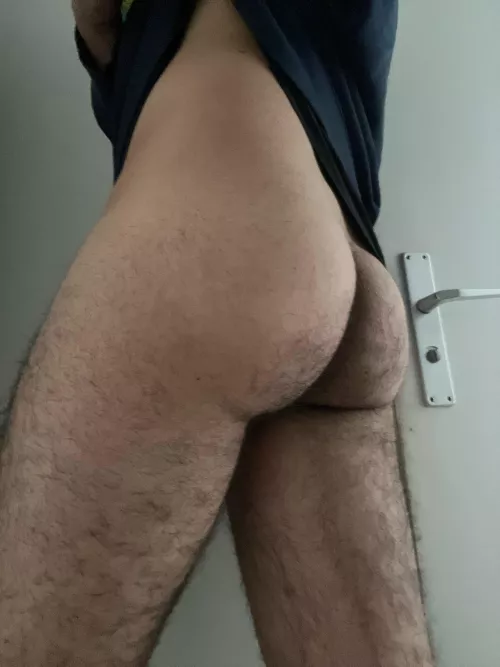 22 need bbc /hung /femboy top add cucu22mb by BeginningStory1977