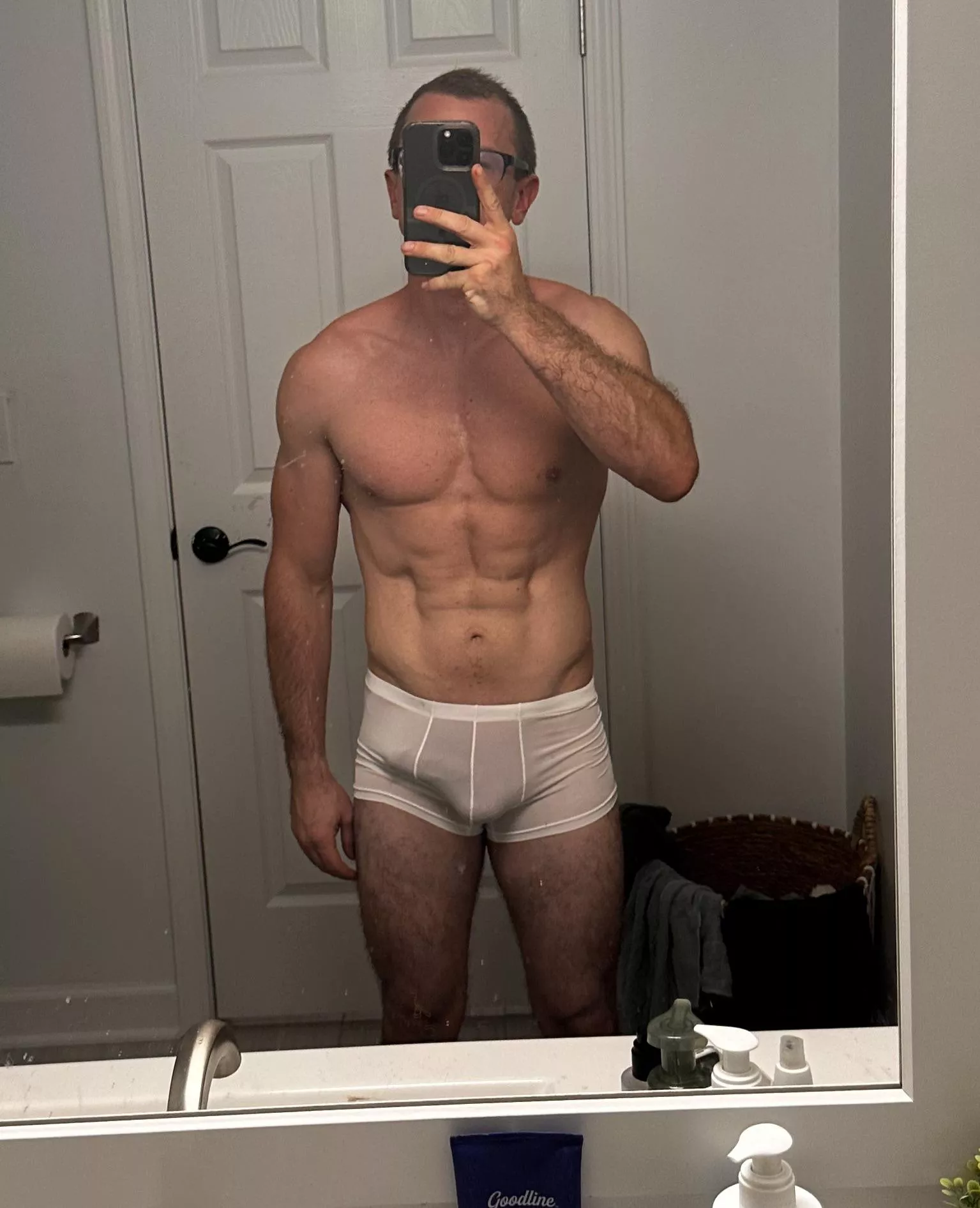 [37] Am I suckable? posted by Business-Medicine918