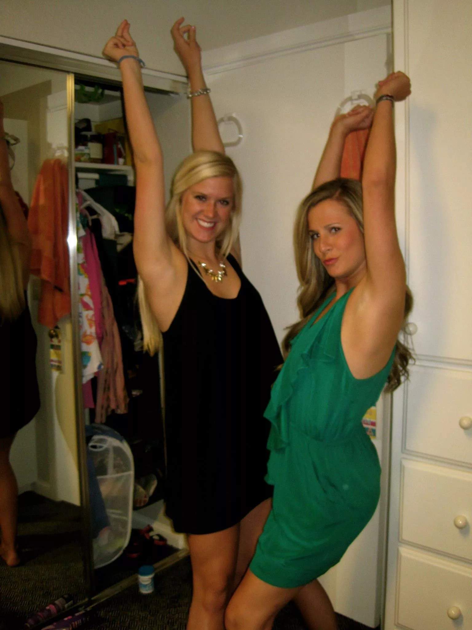 Beautiful in green posted by MomentExpert5867