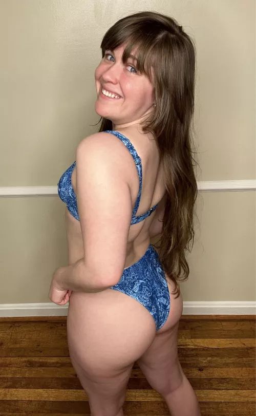 Blue like the ocean ❤️ [f] by SorrryCharlie