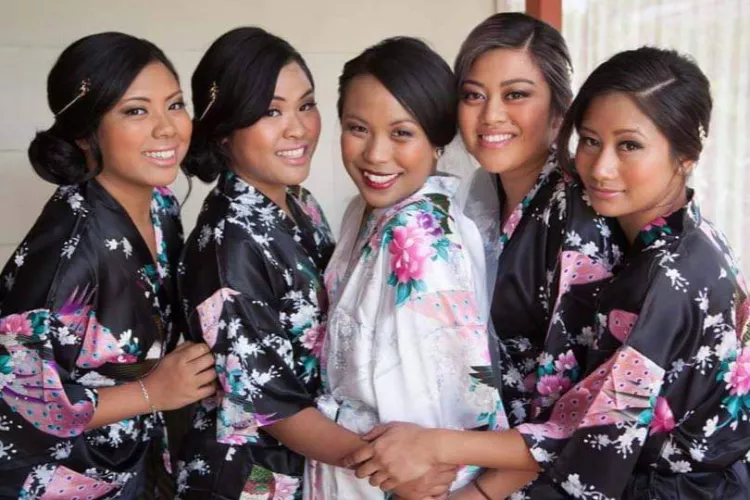 Bride or bridesmaids by THJ_9876