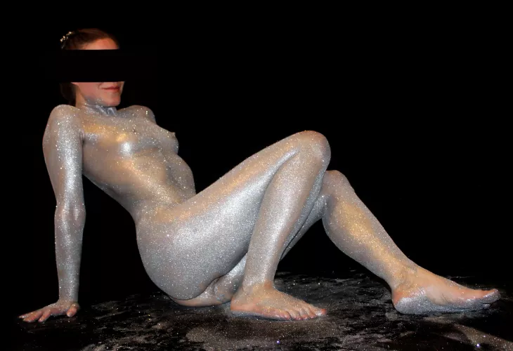 Dana Alien covered in glitter 🪩💖 by DanaAlien