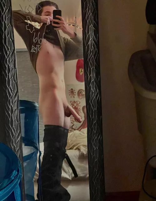 Hangin out (18) by New_Palpitation_4425