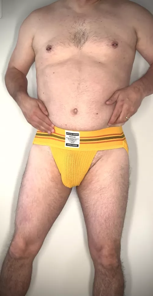 I got told I was looking hot this morning. I’m 50, 5-6, 150, average as fuck in RVA by bimarriedmale1973