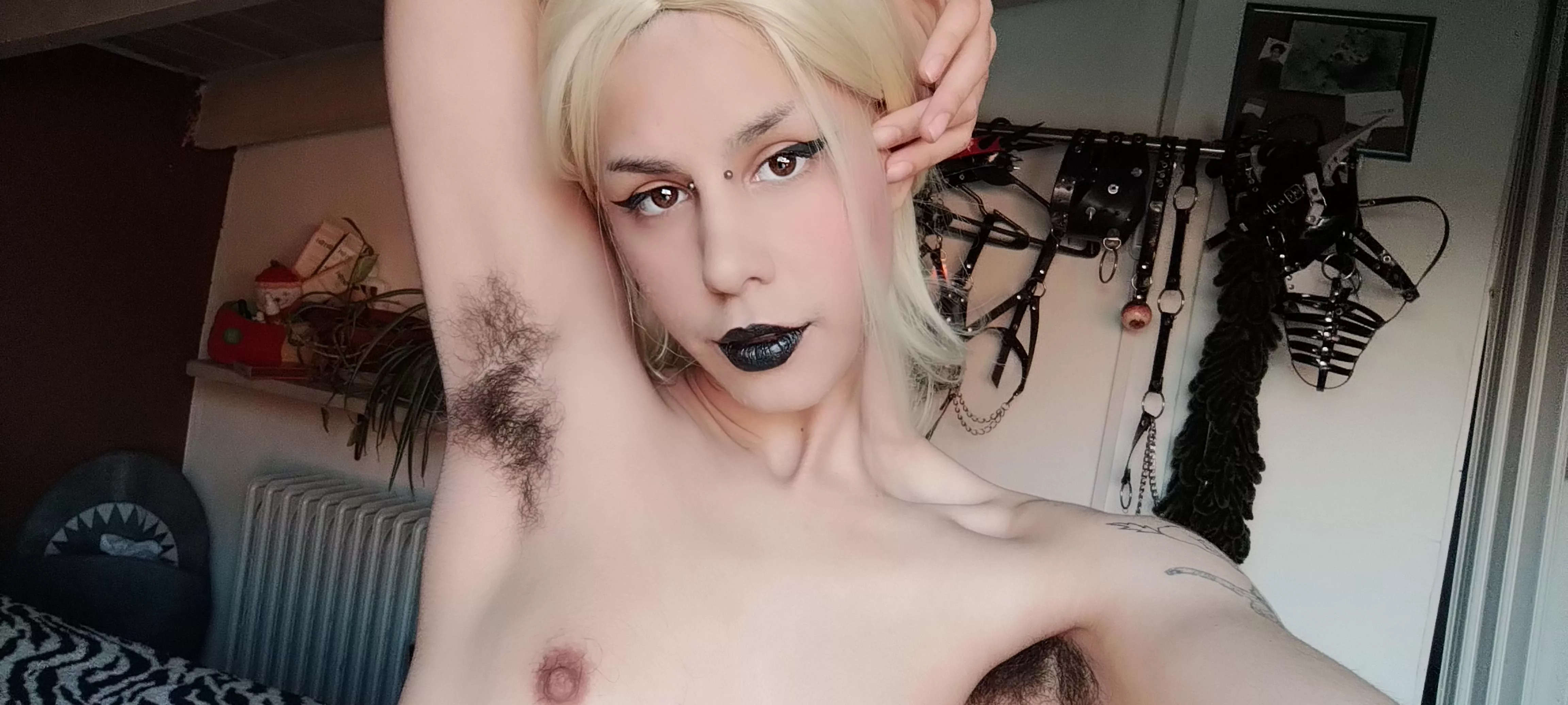 I look beautiful in this pic. I just love it. posted by roto__