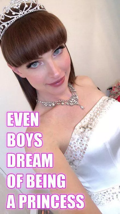 I look good in a tiara posted by Gooneruk69