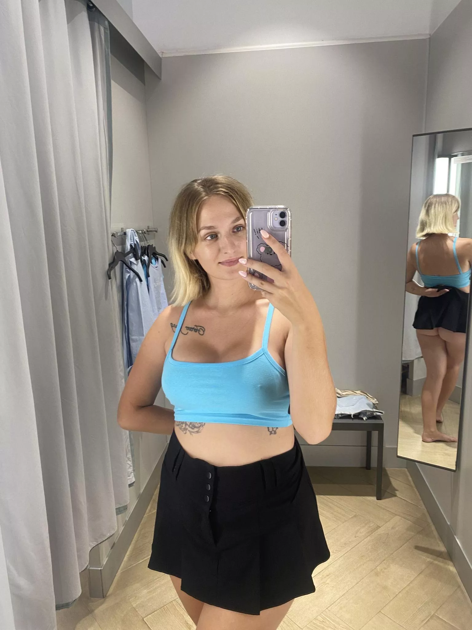 I love my blue on me posted by SussaPusa