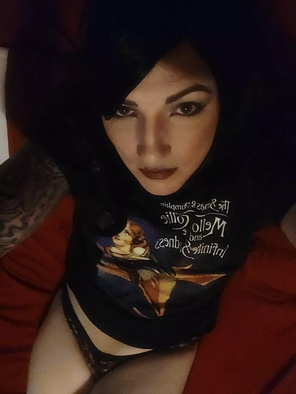 I wanna be your goth girlfriend posted by Due-Pin-3884