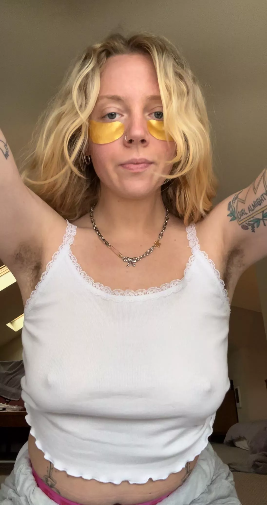 It’s 16 degrees outside… I need snuggles 🥰 posted by 1800-that-bitch