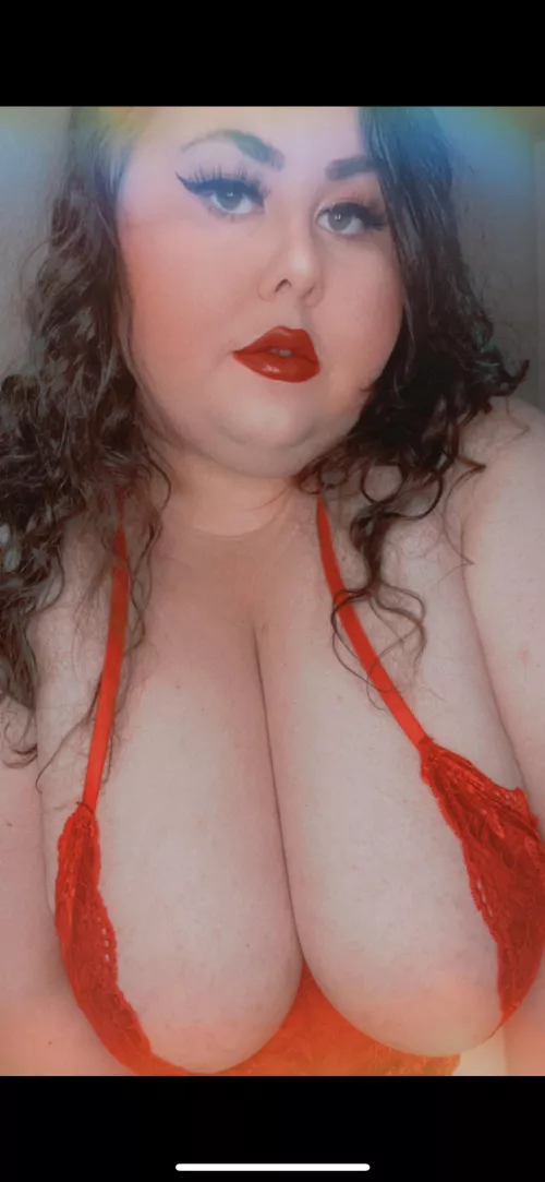 It’s hump day and I deserve to be the recipient 🍒 by exhaustedassistant