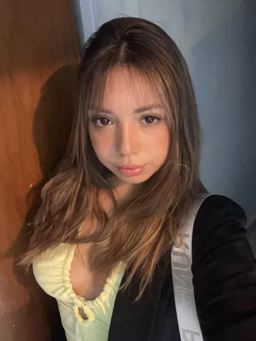 IUTR by Evangeline_Violet