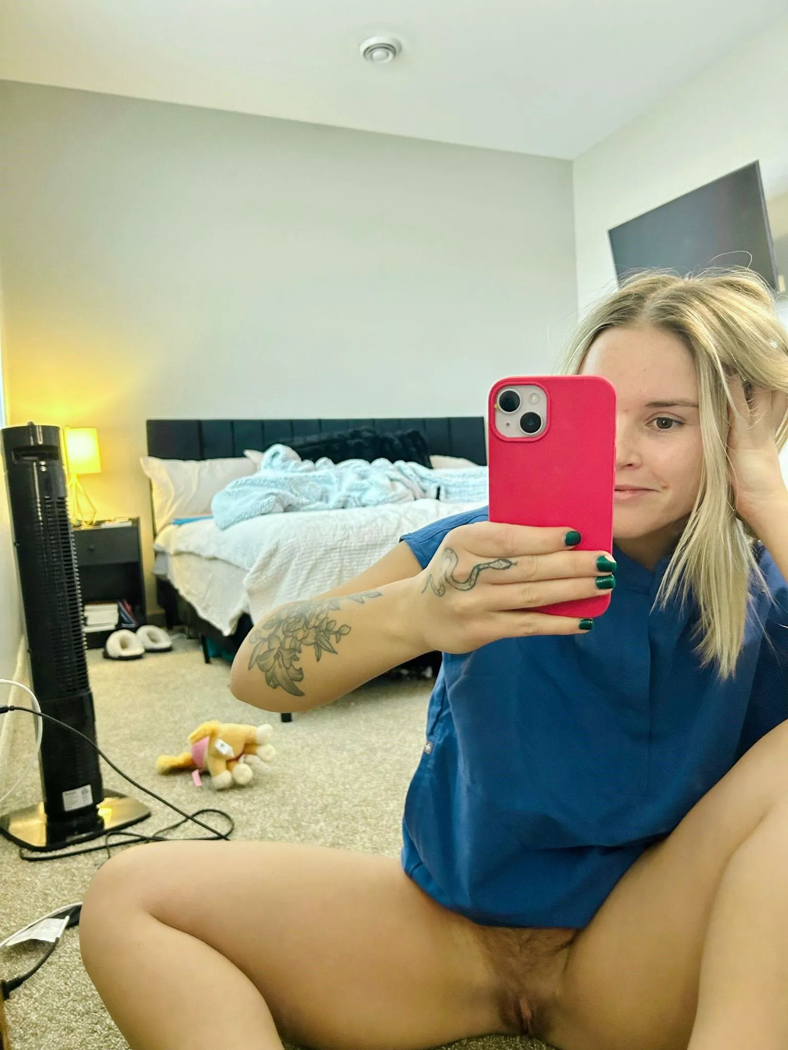 Leave my pussy oozing during your lunch break. posted by adfwba