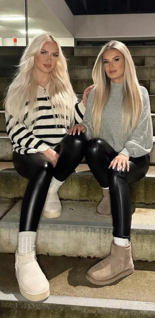 Left or right? by Jerker134