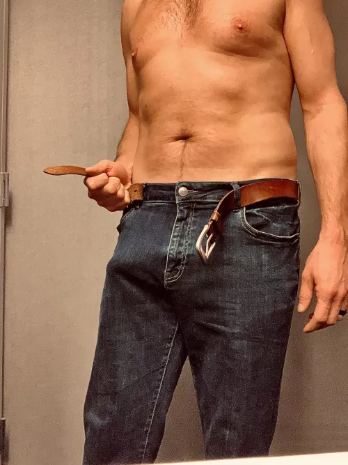 Let’s get comfortable by dark_passenger776