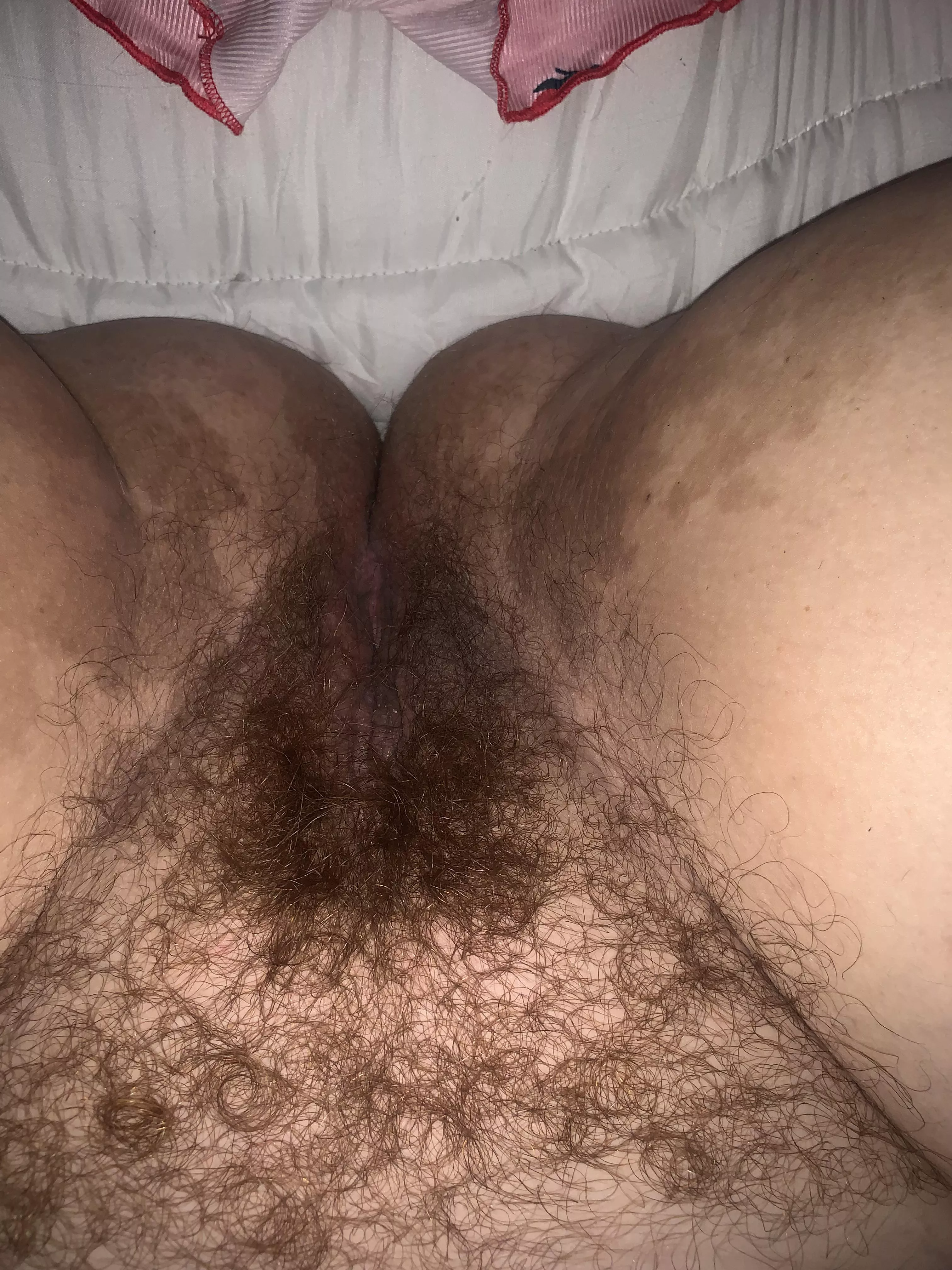 look at that bushhhhh posted by princessbellax