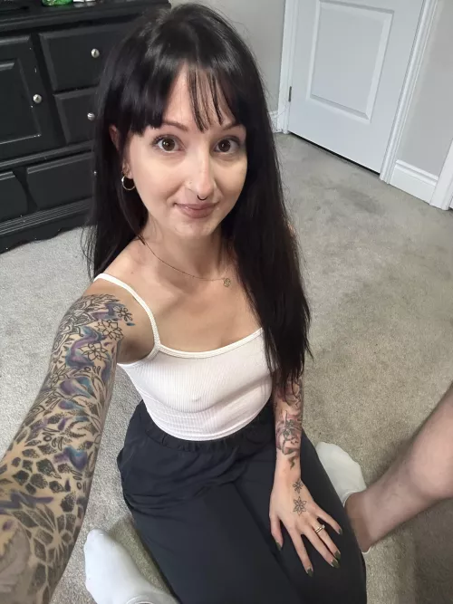 On my knees where I belong :’) by wittlemousey