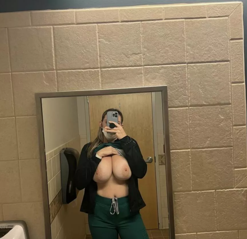 Quick little pic in the restroom posted by Wifenudestrade
