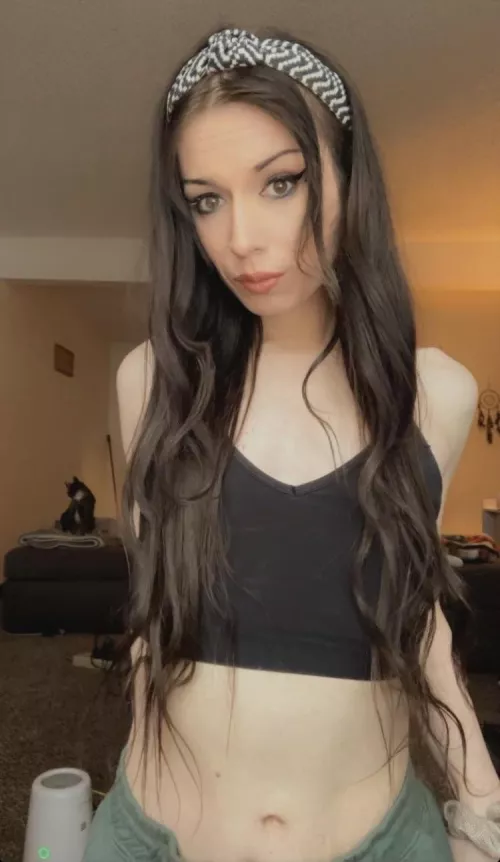 say “hi” if you want to get to know me :) by alliemayne20