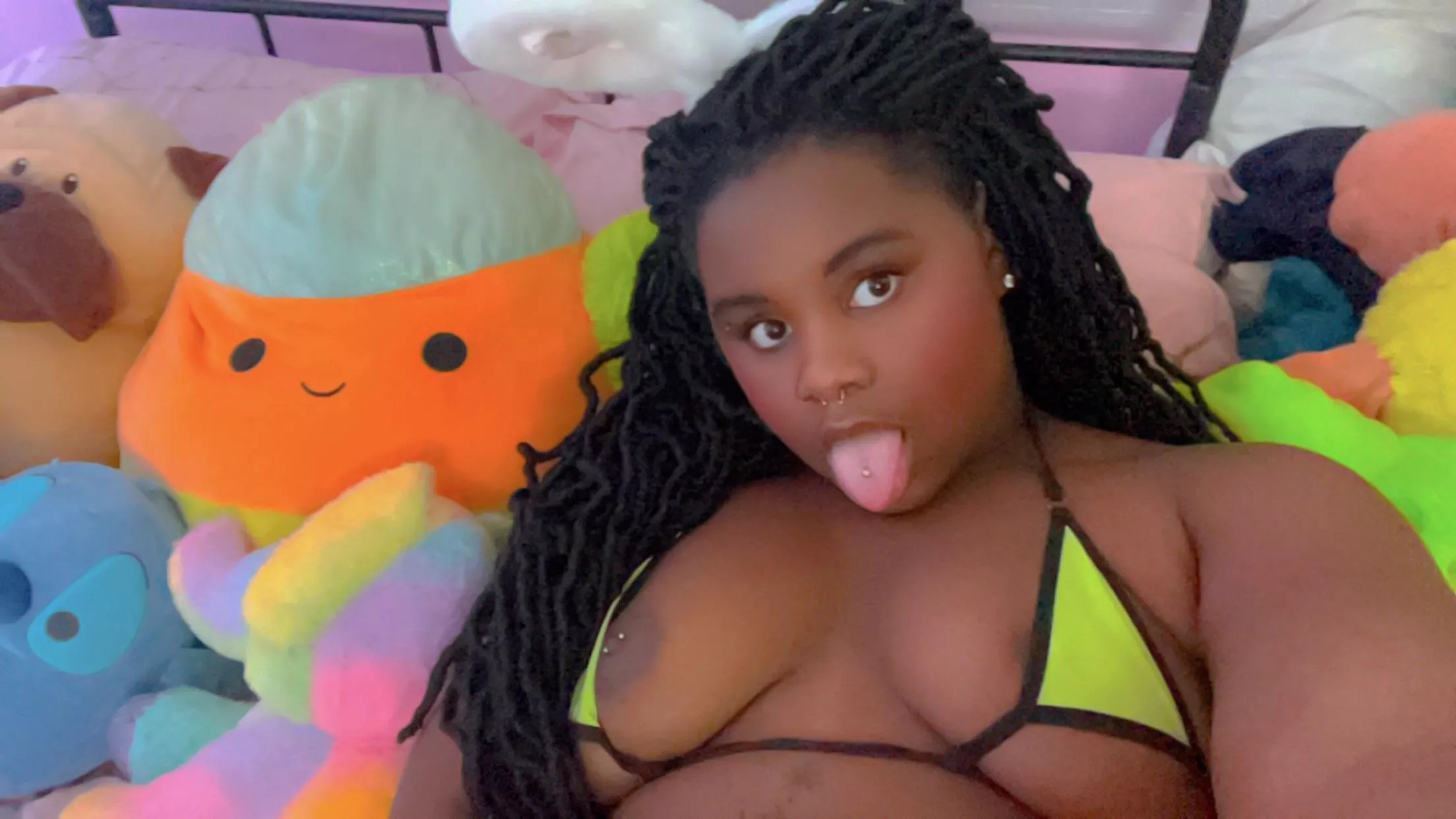 Slutty black slave for white cock posted by sjaisufudhrh