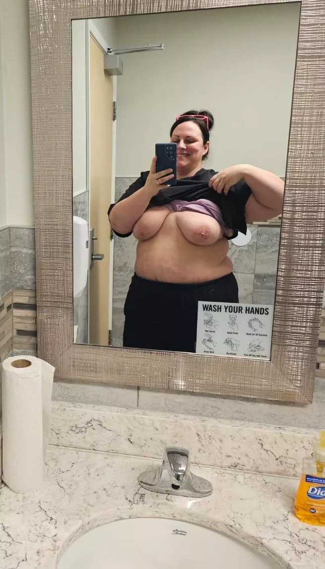 Snuck off at work, feeling naughty again! posted by Naughtybynature3333