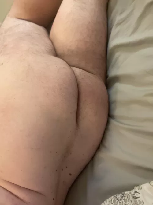 Spank me by Silly-Gain2950