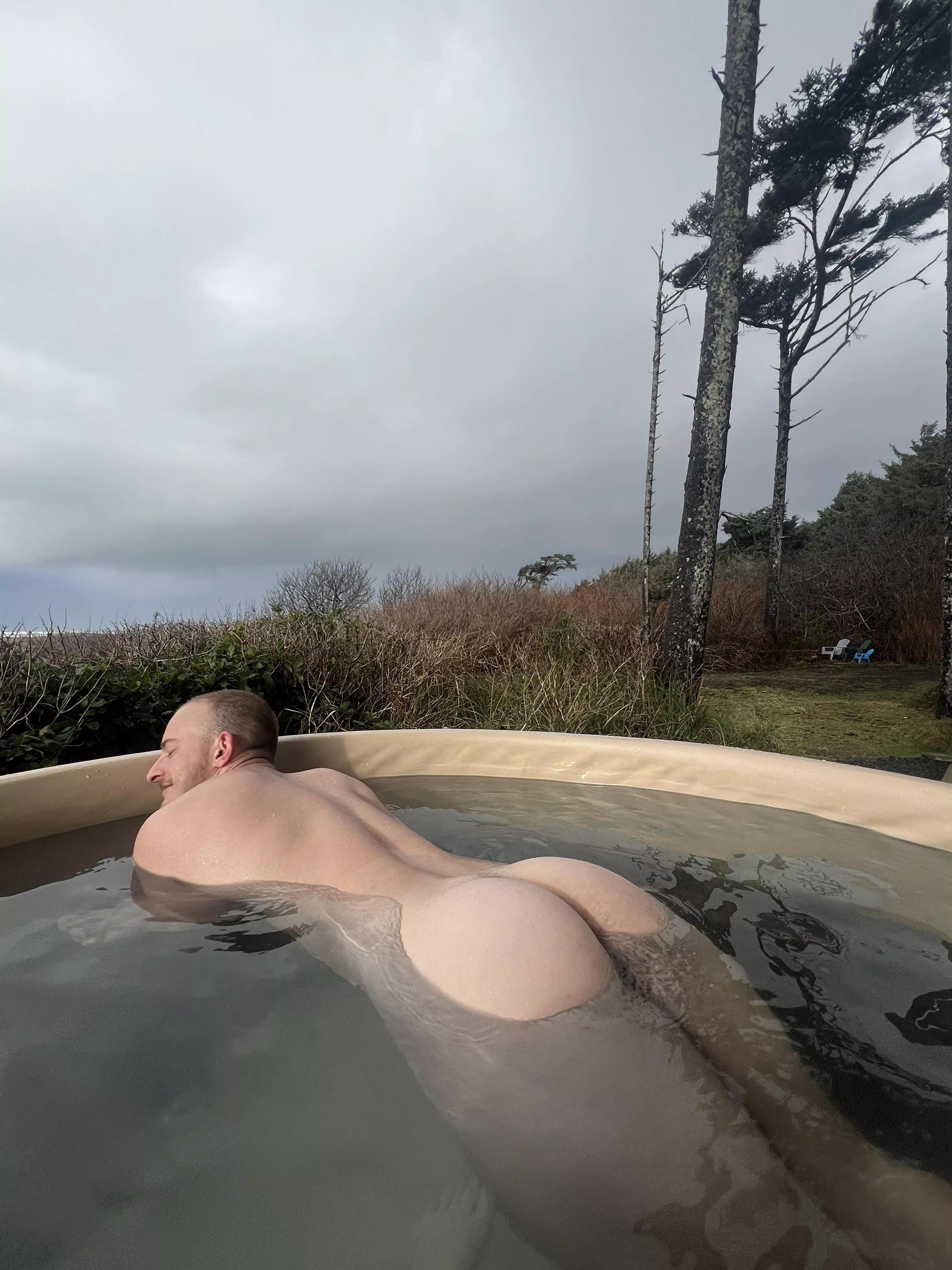 Trans boy looking to get taken advantage of… posted by Ftmlavaboy99