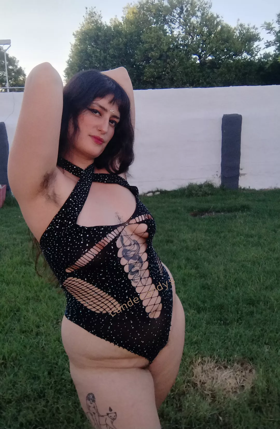 Wanna get lost in my hairy sweaty paradise ? posted by candecandys