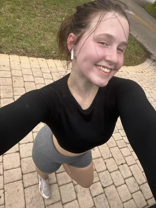 What's your workout routine like? [F] by sheisaddison