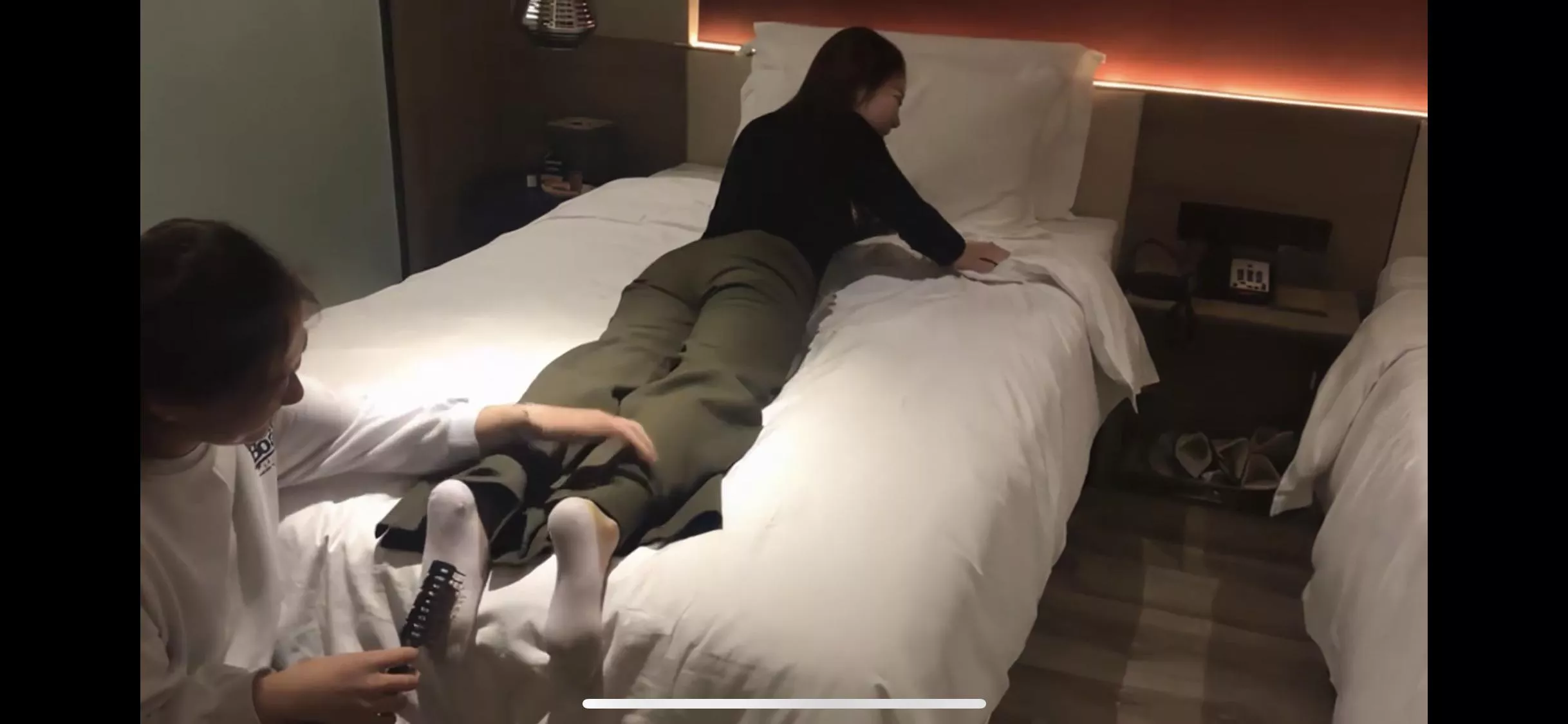 Would anyone know the ler or the studio? posted by Zeus_ExMachina