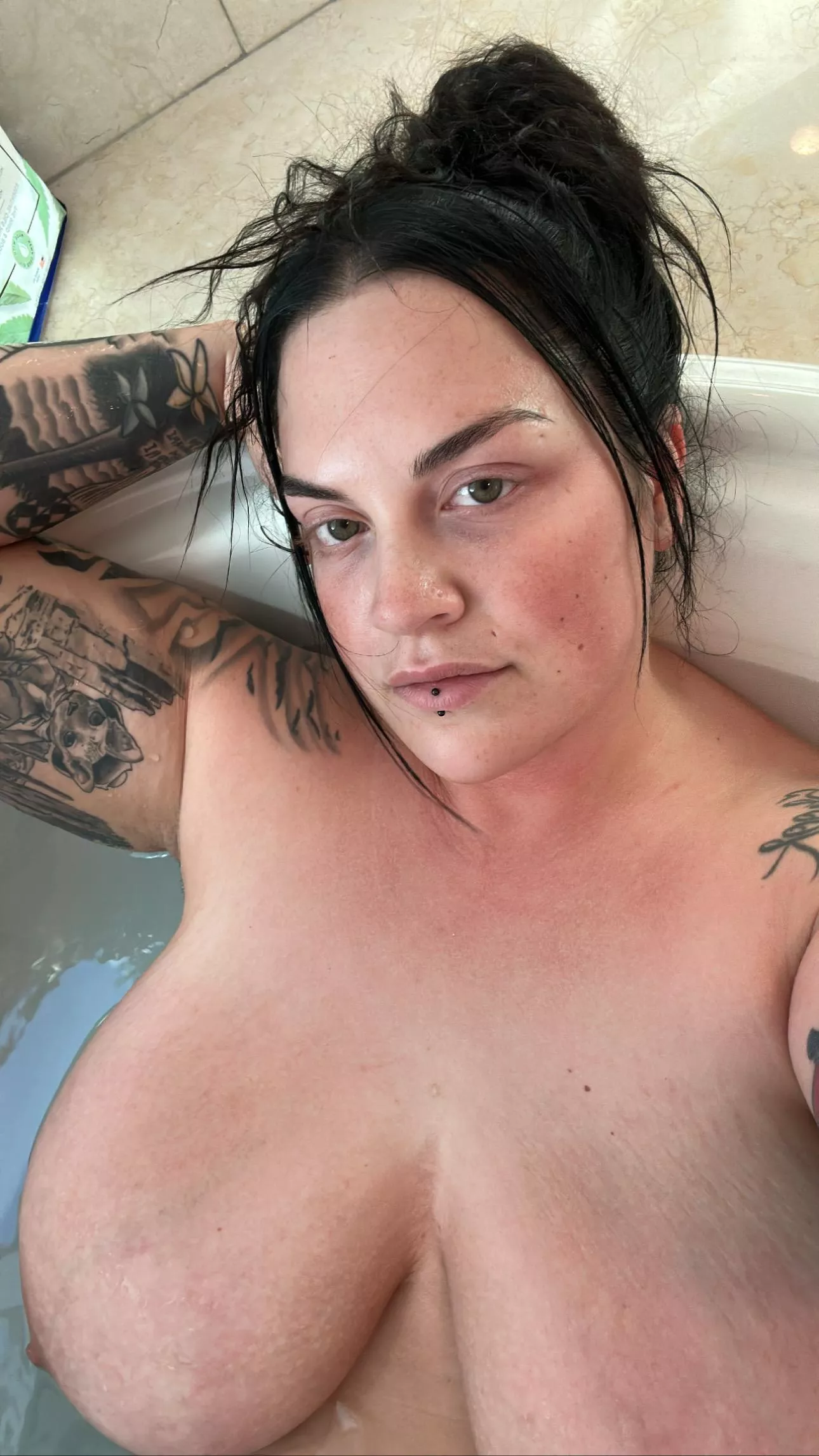 you don't have to be thin and fit to be fuckable, right? posted by Lewsk55