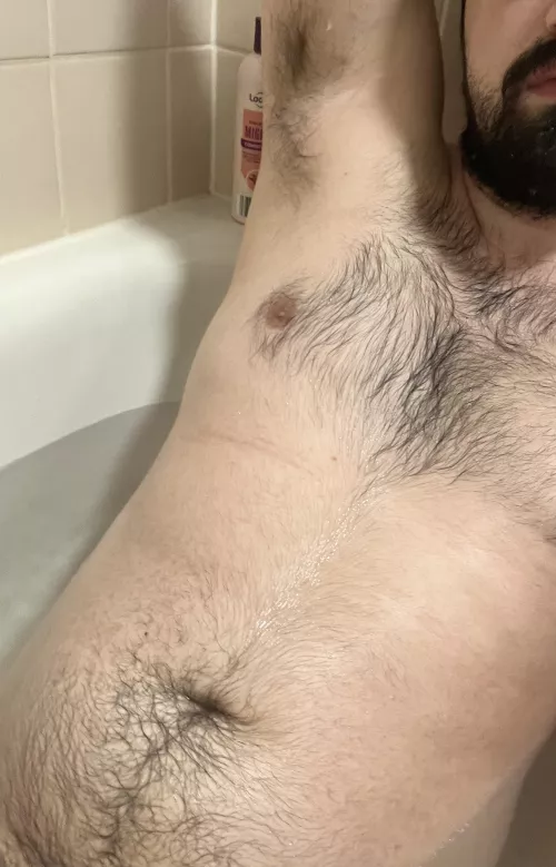 You like sniffing alpha pits?💪🏼💦 Dms open😈 by HungYoungAlpha-