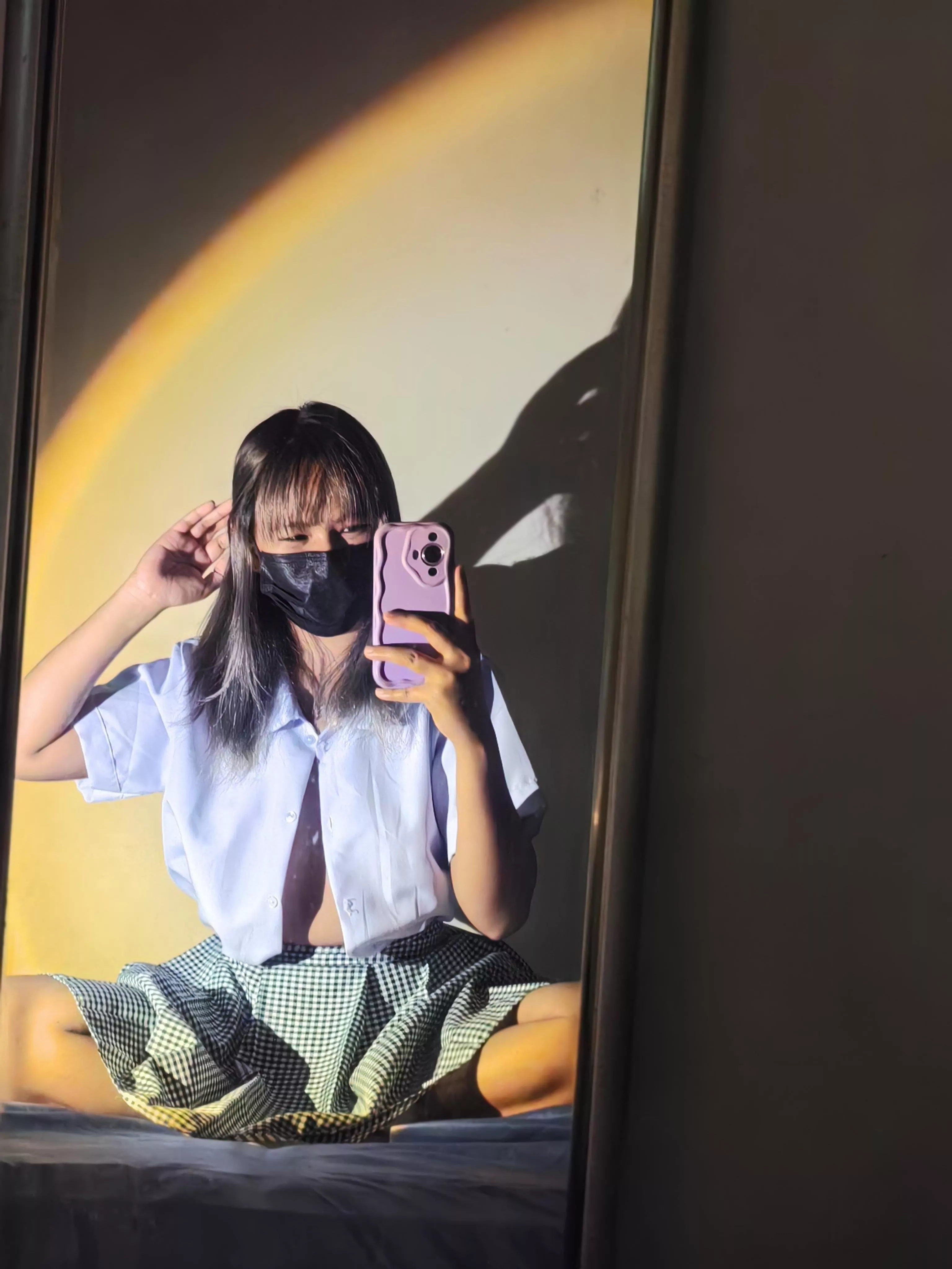 18 year old Filipina 4’5, high school student 🤓 posted by PinaySarai