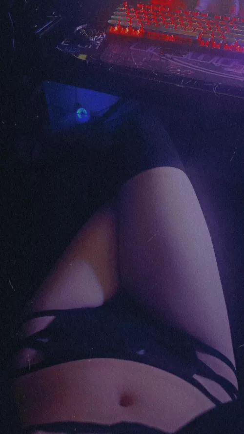 A little tummy :3 by booblover_34565