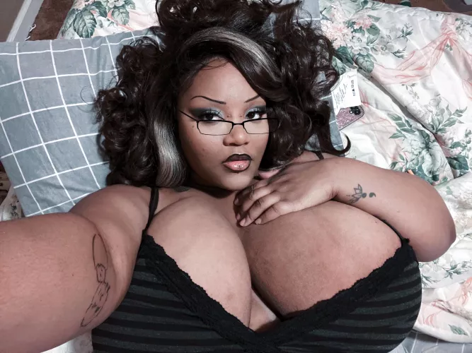 Actual vampire by OtherwiseBeginning97