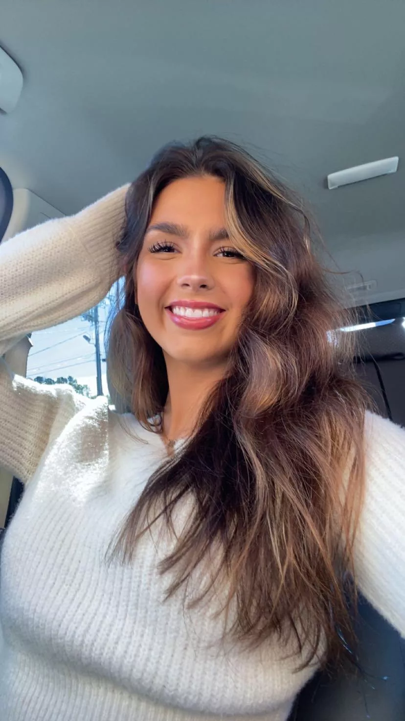 bad hair day but I hope I make your day posted by Dora_Bridges