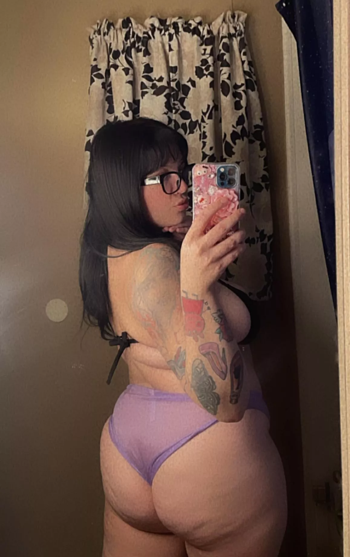 bust on my ass ? posted by helllraz0r