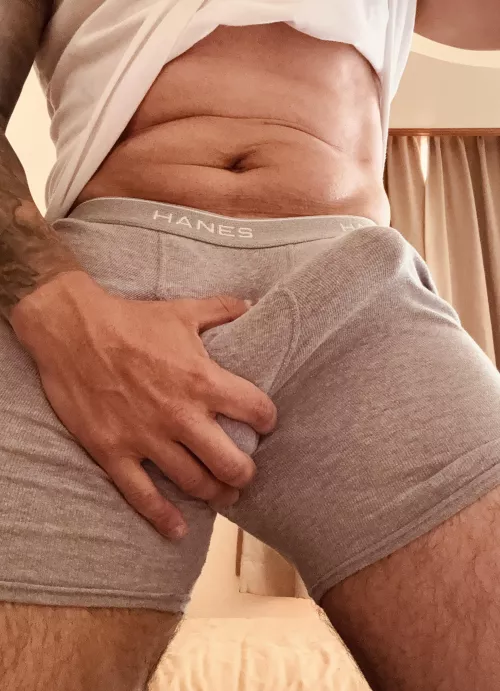 Can someone help? by Itchy_Chipmunk25