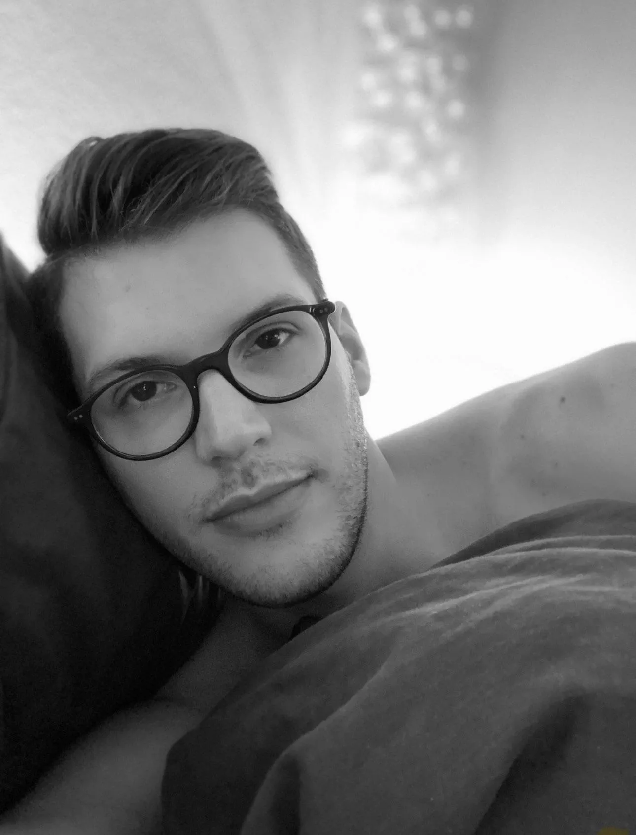 Can’t sleep. 🥸 posted by kelljames