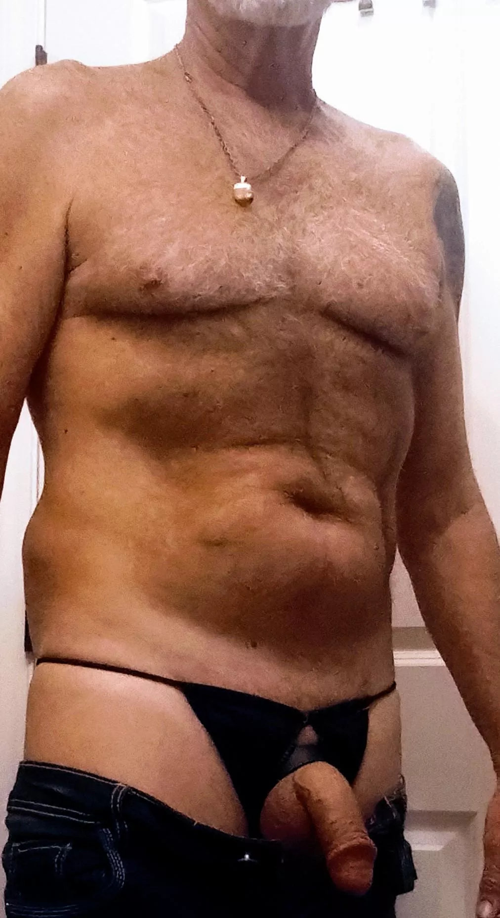 Daddy feels unzipped! posted by SilveryScamp