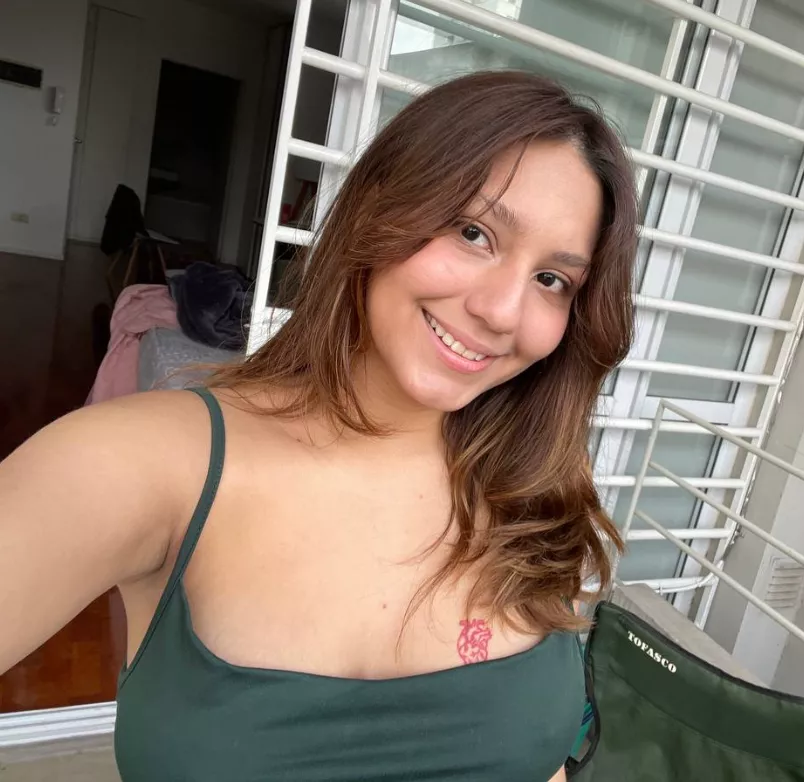 Do tan lines make me more attractive? posted by awayUnseat519