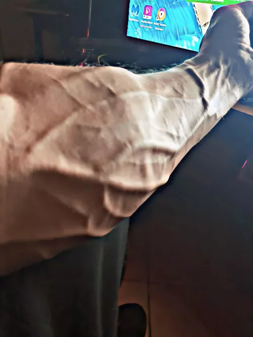 Do you also like veiny forearms? by Fila4000