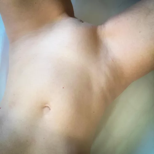 (f)(54) I desperately need someone to bite me... [Img] by itisjacqueline69